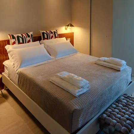 Apartman Alaya - New, & Luxury In San Giovanni Róma