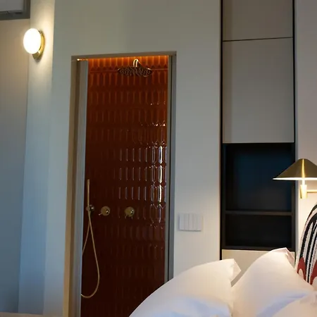 Alaya - New, & Luxury In San Giovanni