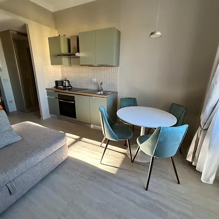 Alaya - New, & Luxury In San Giovanni * Róma